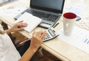Economia doméstica: controle os gastos!